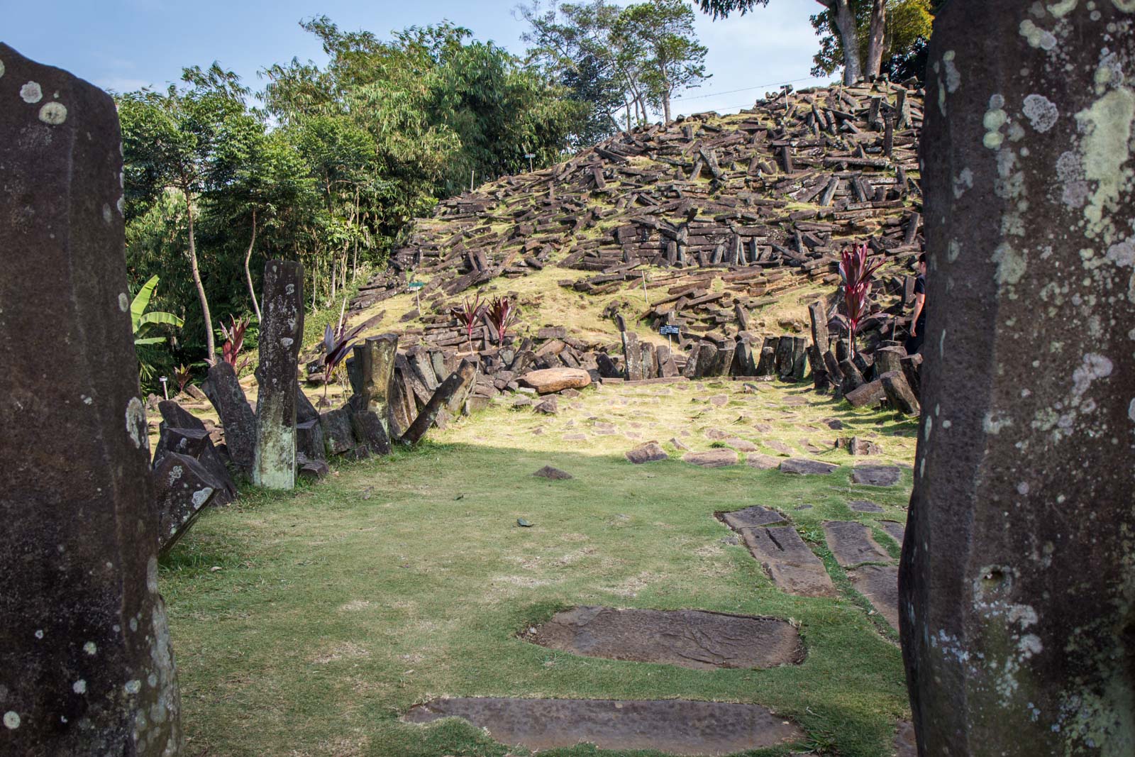 Mystery Of Gunung Padang Mountain Did Ancient Humans Build It