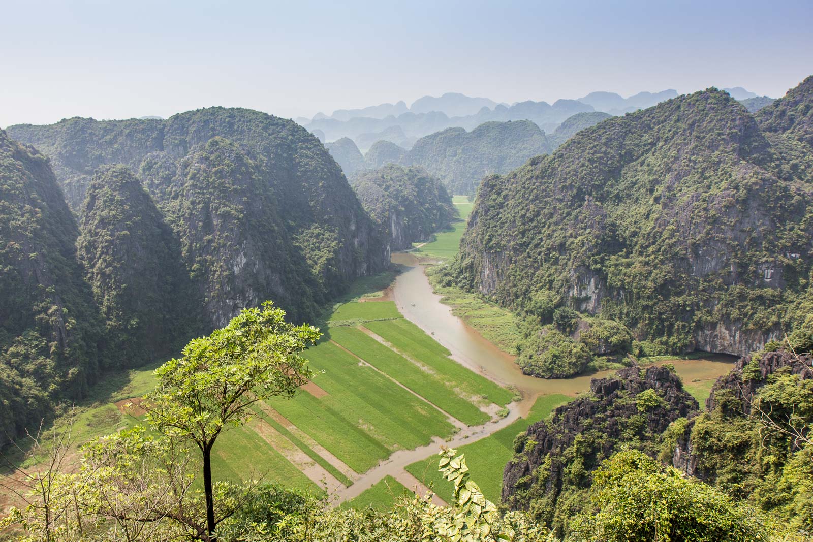 Trang An Boat Tour: A Tam Coc Alternative At Ninh Binh (2024)