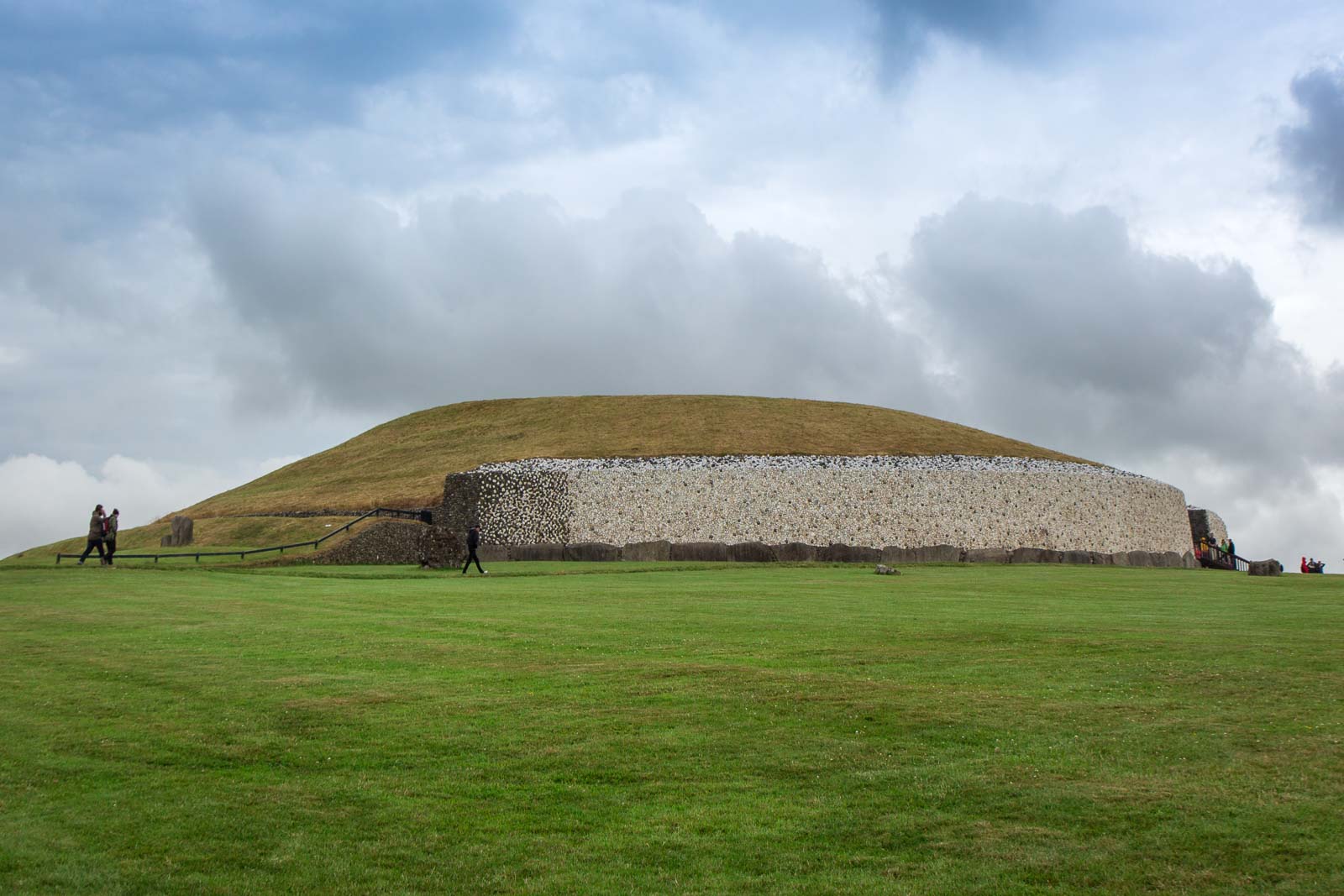 How to visit Newgrange in 2023: Plus best tours from Dublin