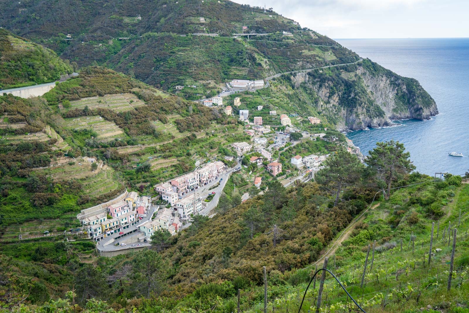 A guide for hiking the Cinque Terre in Italy