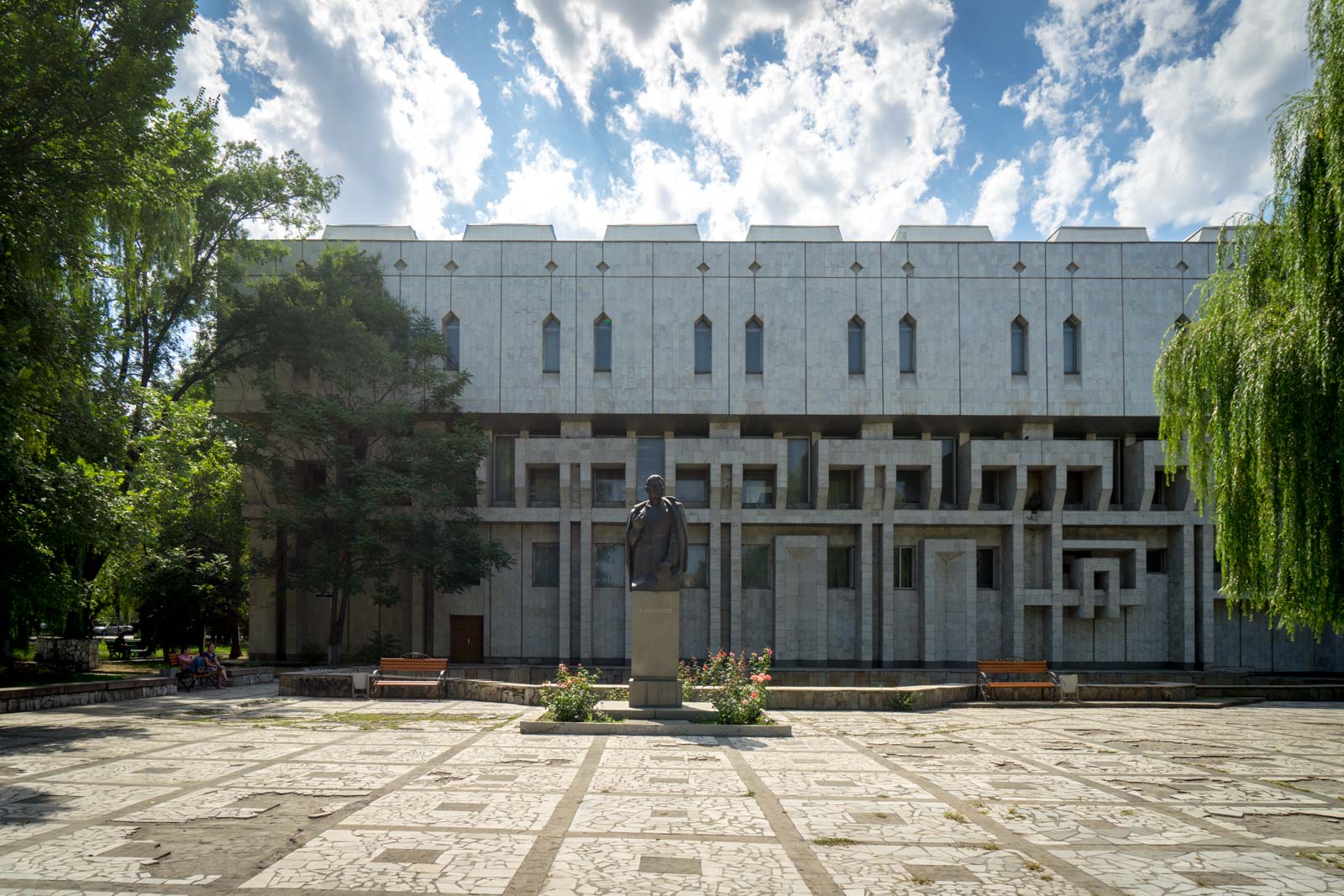 Soviet architecture walking tour in Bishkek, Kyrgyzstan