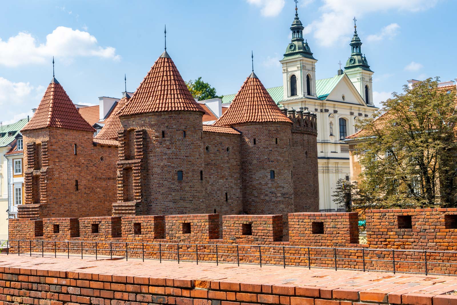 The Old Town of Warsaw - The incredible story of reconstruction