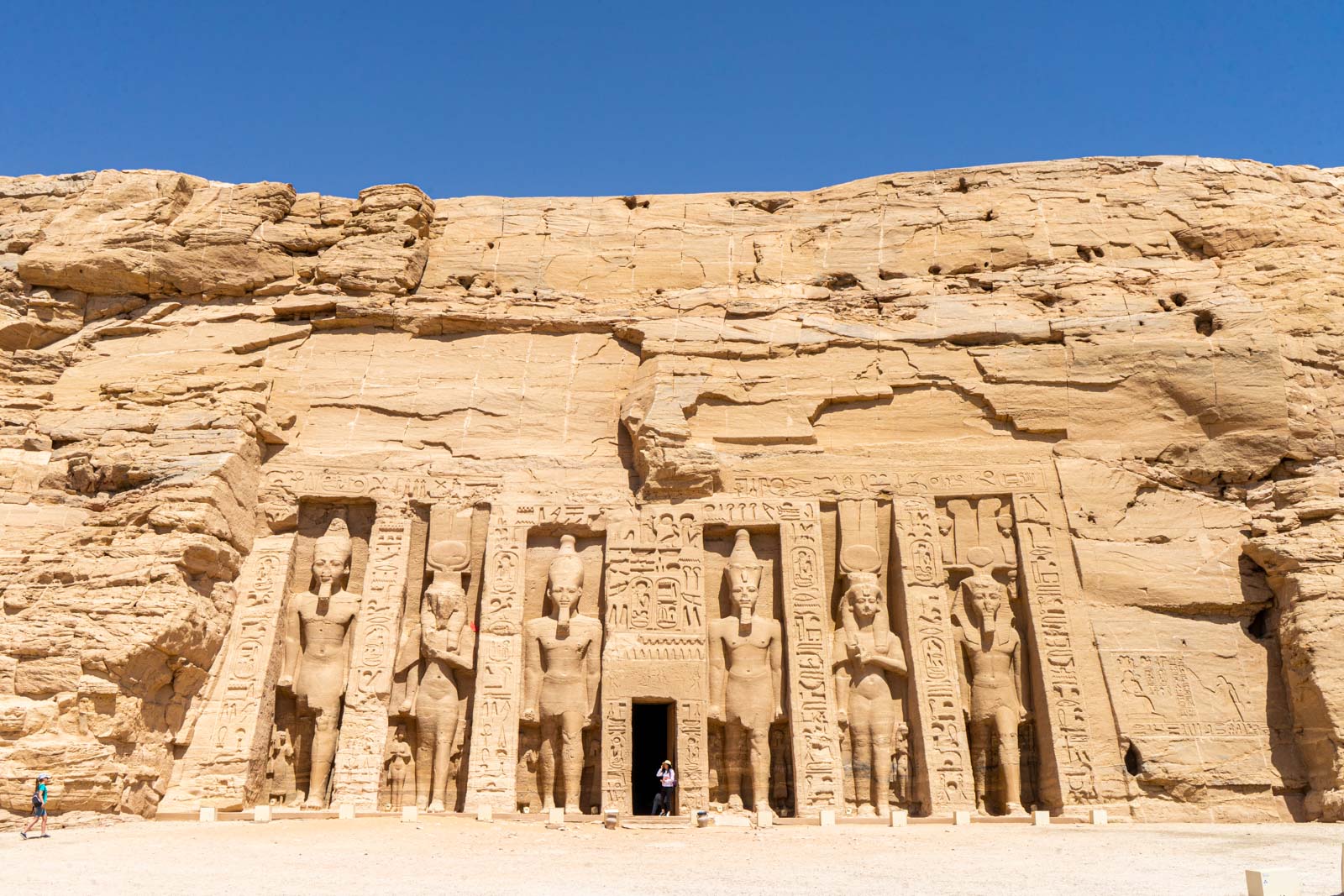 Visiting the temples at Abu Simbel in Egypt - What to expect!